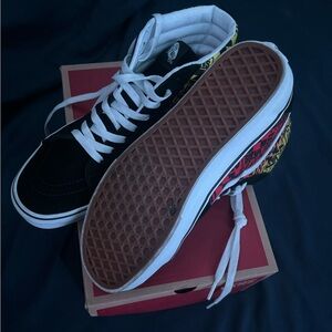 Vans black and multi color very good quality and worn once